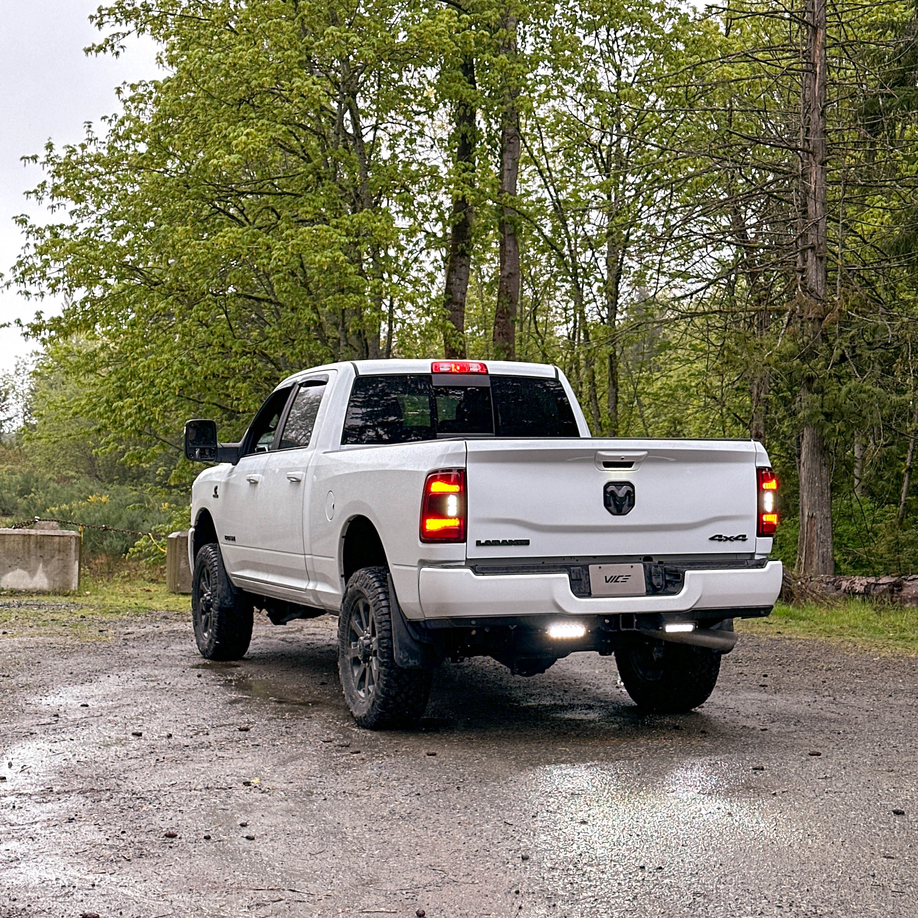 Slimline Reverse Lighting Kit [RAM Trucks] - Image 7